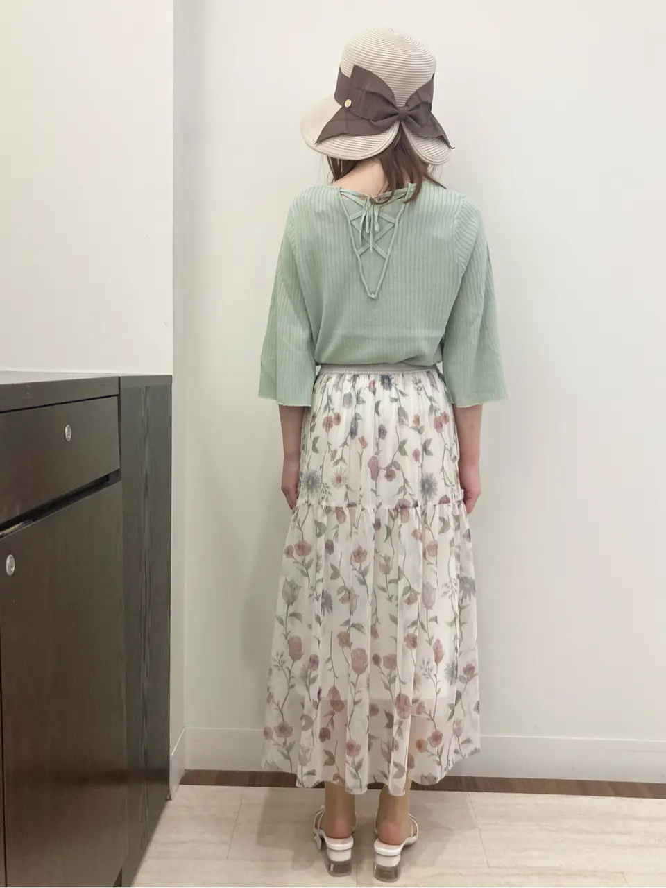 Feroux スタッフ コーディネート画像