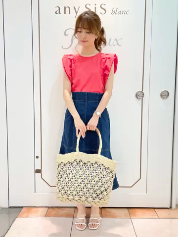 Feroux スタッフ コーディネート画像