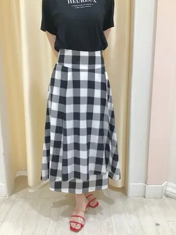 Feroux スタッフ コーディネート画像