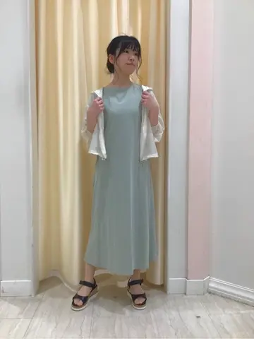 Feroux スタッフ コーディネート画像