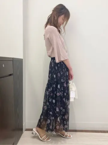 Feroux スタッフ コーディネート画像