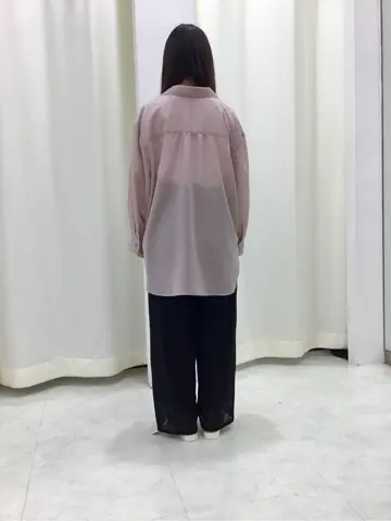 Feroux スタッフ コーディネート画像