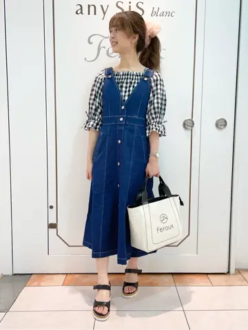 Feroux スタッフ コーディネート画像