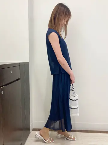 Feroux スタッフ コーディネート画像