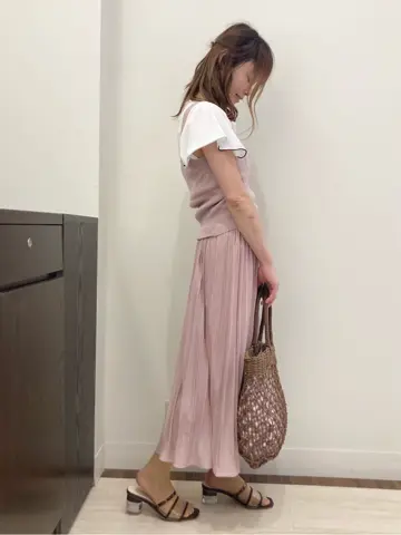 Feroux スタッフ コーディネート画像