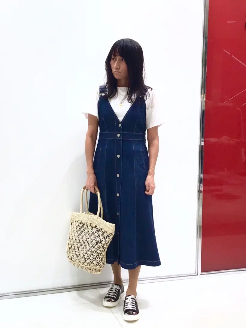  スタッフ コーディネート画像