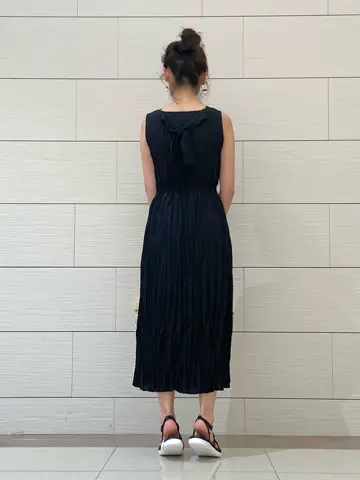 Feroux スタッフ コーディネート画像