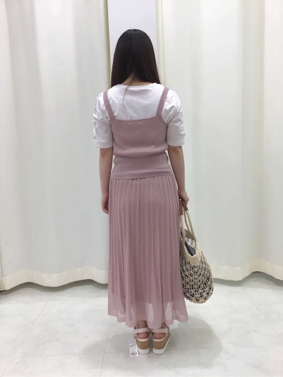 Feroux スタッフ コーディネート画像