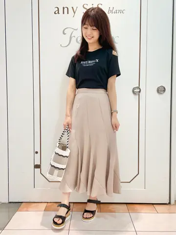 Feroux スタッフ コーディネート画像