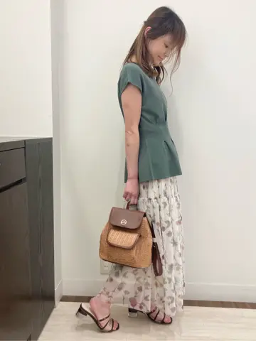 Feroux スタッフ コーディネート画像