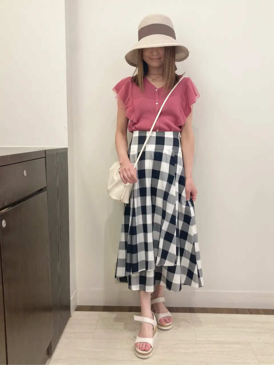 Feroux スタッフ コーディネート画像