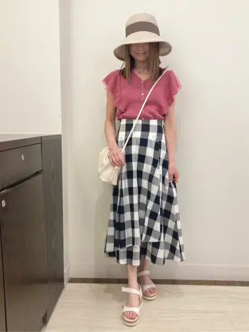 Feroux スタッフ コーディネート画像