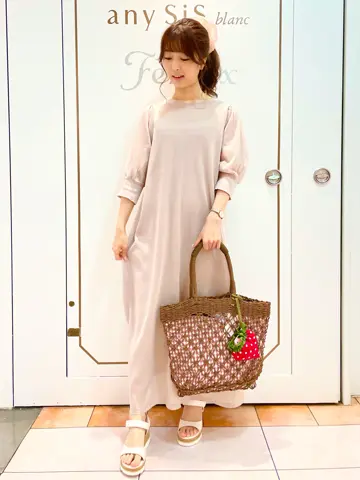 Feroux スタッフ コーディネート画像