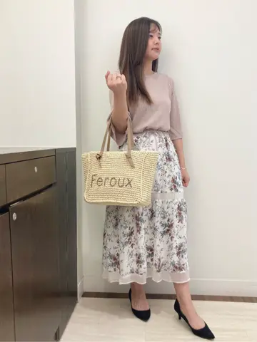 Feroux スタッフ コーディネート画像