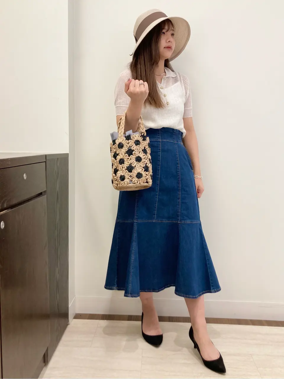 Feroux スタッフ コーディネート画像