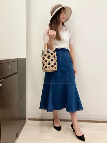 Feroux スタッフ コーディネート画像