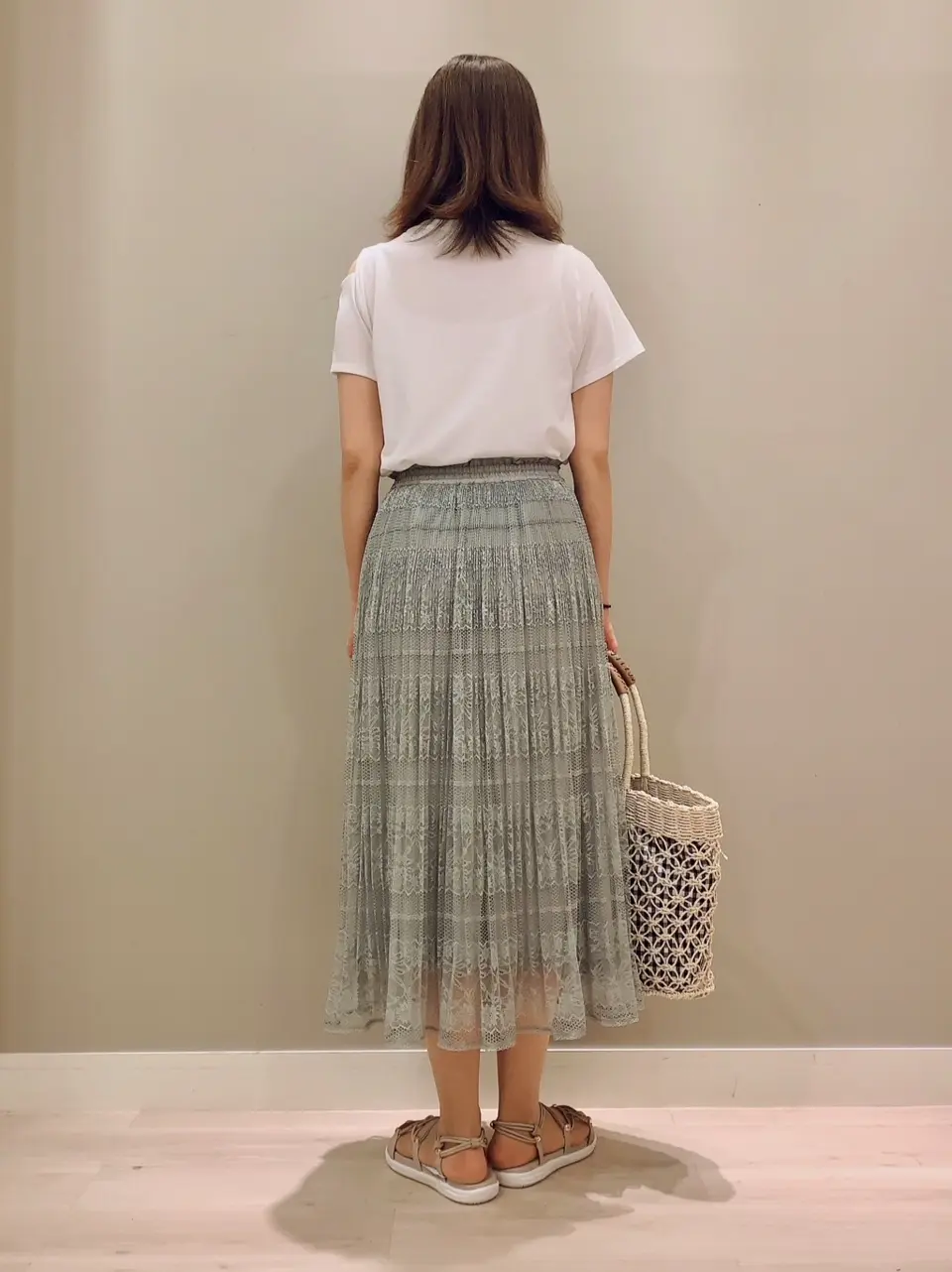 Feroux スタッフ コーディネート画像