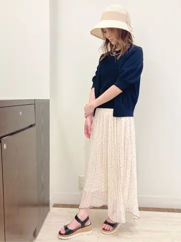 Feroux スタッフ コーディネート画像