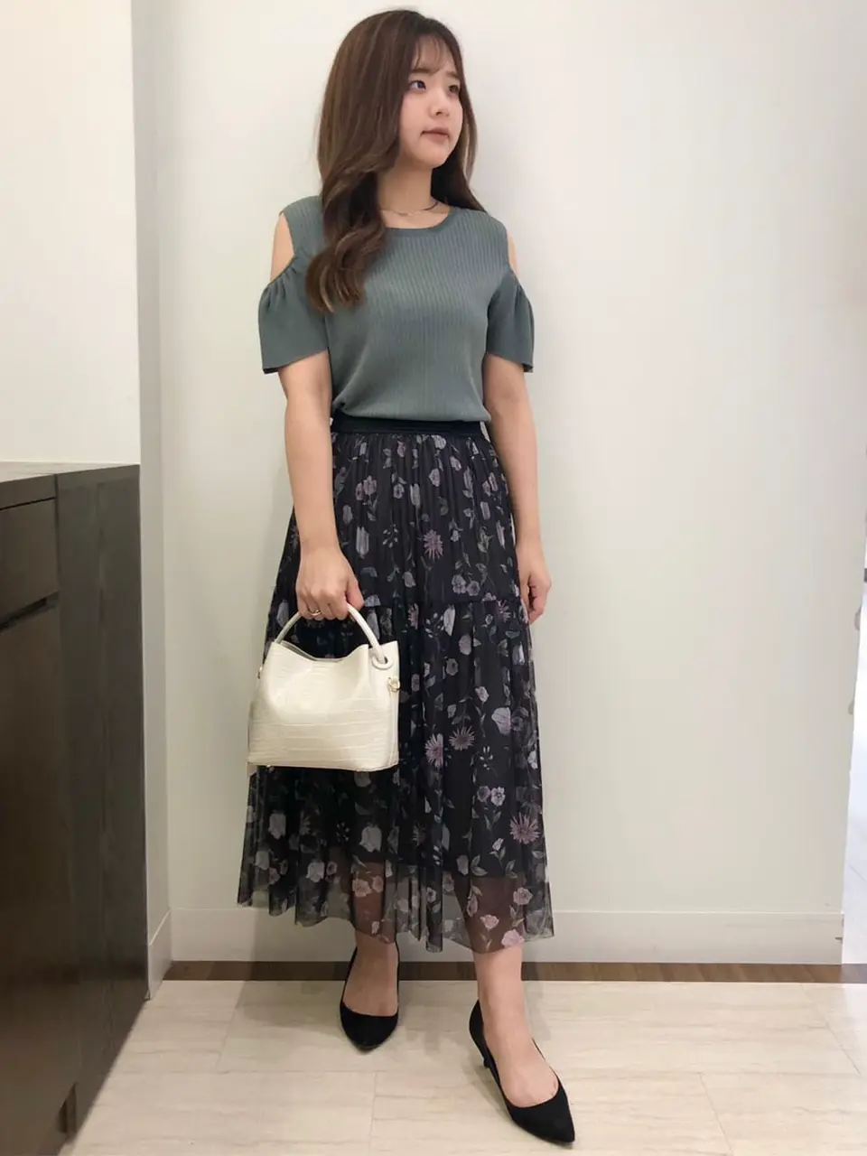 Feroux スタッフ コーディネート画像