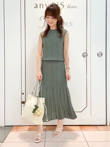 Feroux スタッフ コーディネート画像