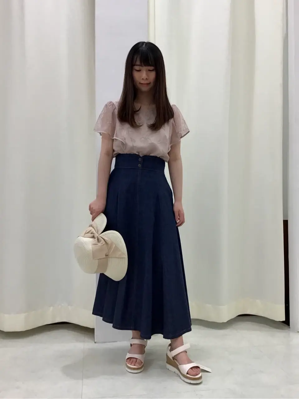  スタッフ コーディネート画像