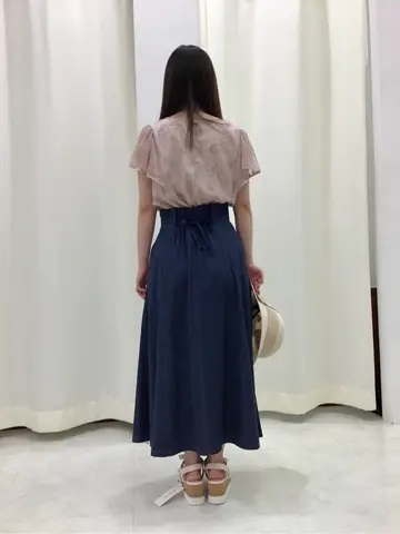 Feroux スタッフ コーディネート画像