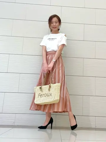 Feroux スタッフ コーディネート画像