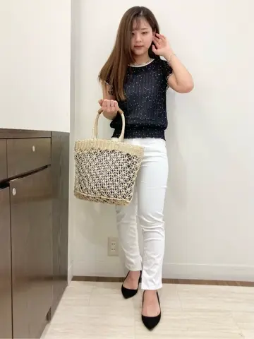 Feroux スタッフ コーディネート画像