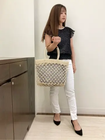 Feroux スタッフ コーディネート画像