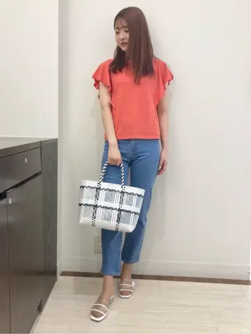 Feroux スタッフ コーディネート画像