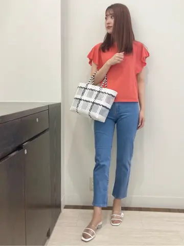 Feroux スタッフ コーディネート画像