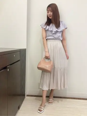 Feroux スタッフ コーディネート画像