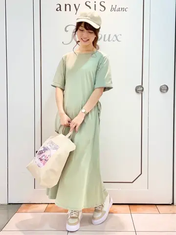 Feroux スタッフ コーディネート画像