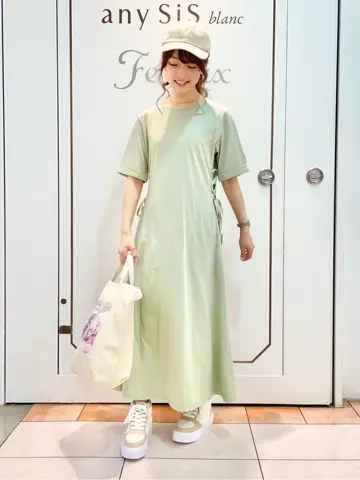 Feroux スタッフ コーディネート画像