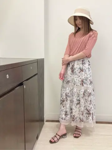 Feroux スタッフ コーディネート画像