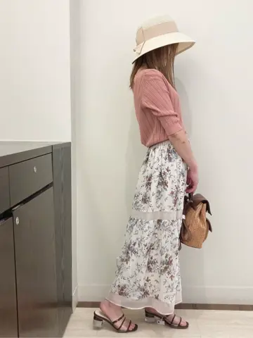 Feroux スタッフ コーディネート画像