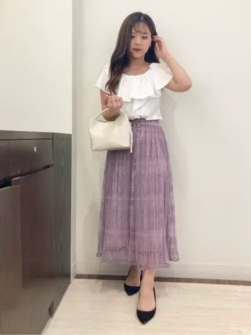 Feroux スタッフ コーディネート画像