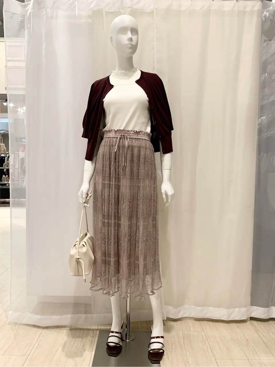  石原 コーディネート画像