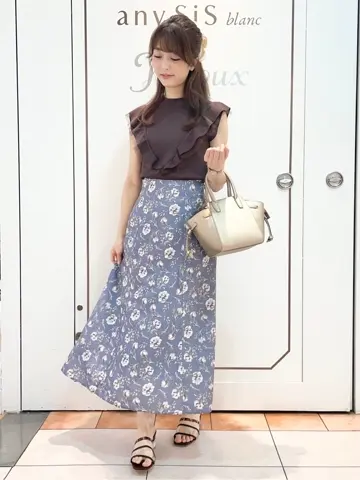 Feroux スタッフ コーディネート画像