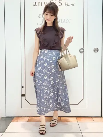 Feroux スタッフ コーディネート画像