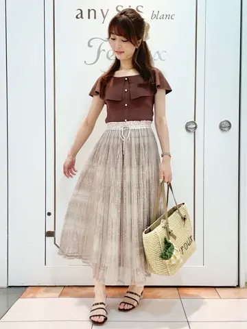 Feroux スタッフ コーディネート画像