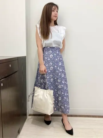 Feroux スタッフ コーディネート画像