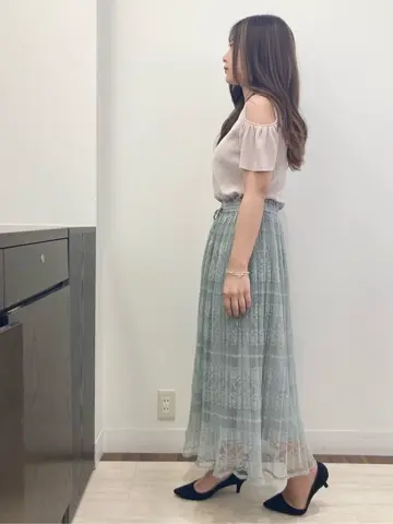 Feroux スタッフ コーディネート画像