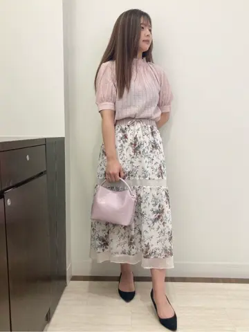 Feroux スタッフ コーディネート画像