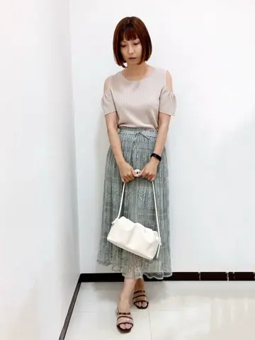 Feroux スタッフ コーディネート画像