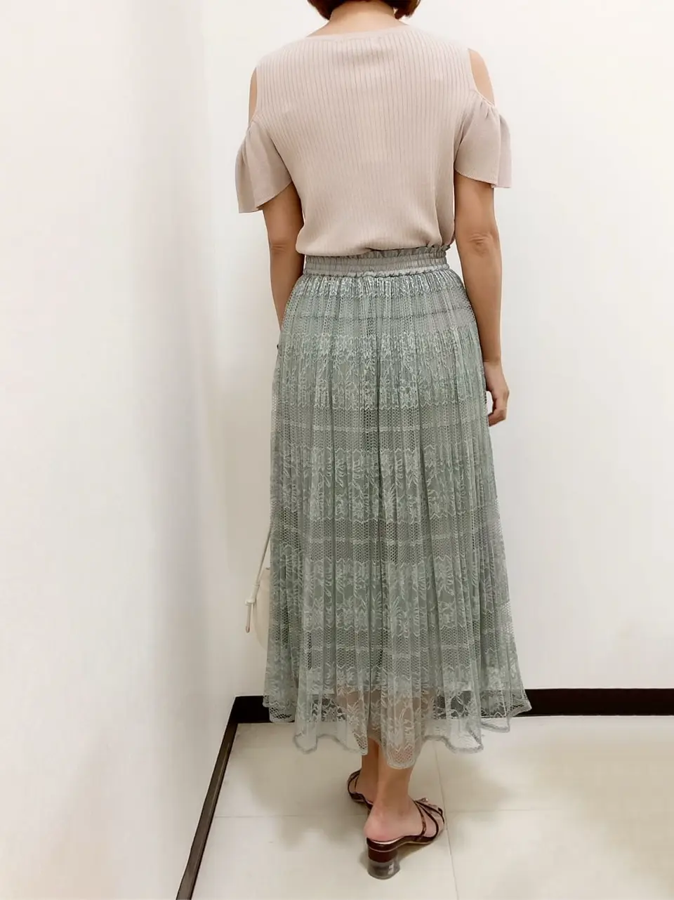 Feroux スタッフ コーディネート画像