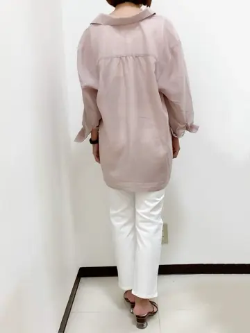 Feroux スタッフ コーディネート画像