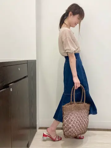 Feroux スタッフ コーディネート画像