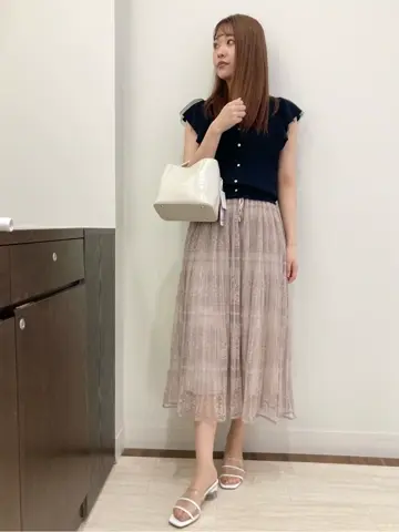 Feroux スタッフ コーディネート画像