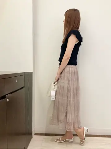 Feroux スタッフ コーディネート画像